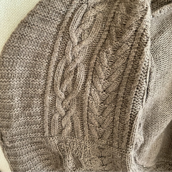 Cashmere Sweater - Picture 2 of 7